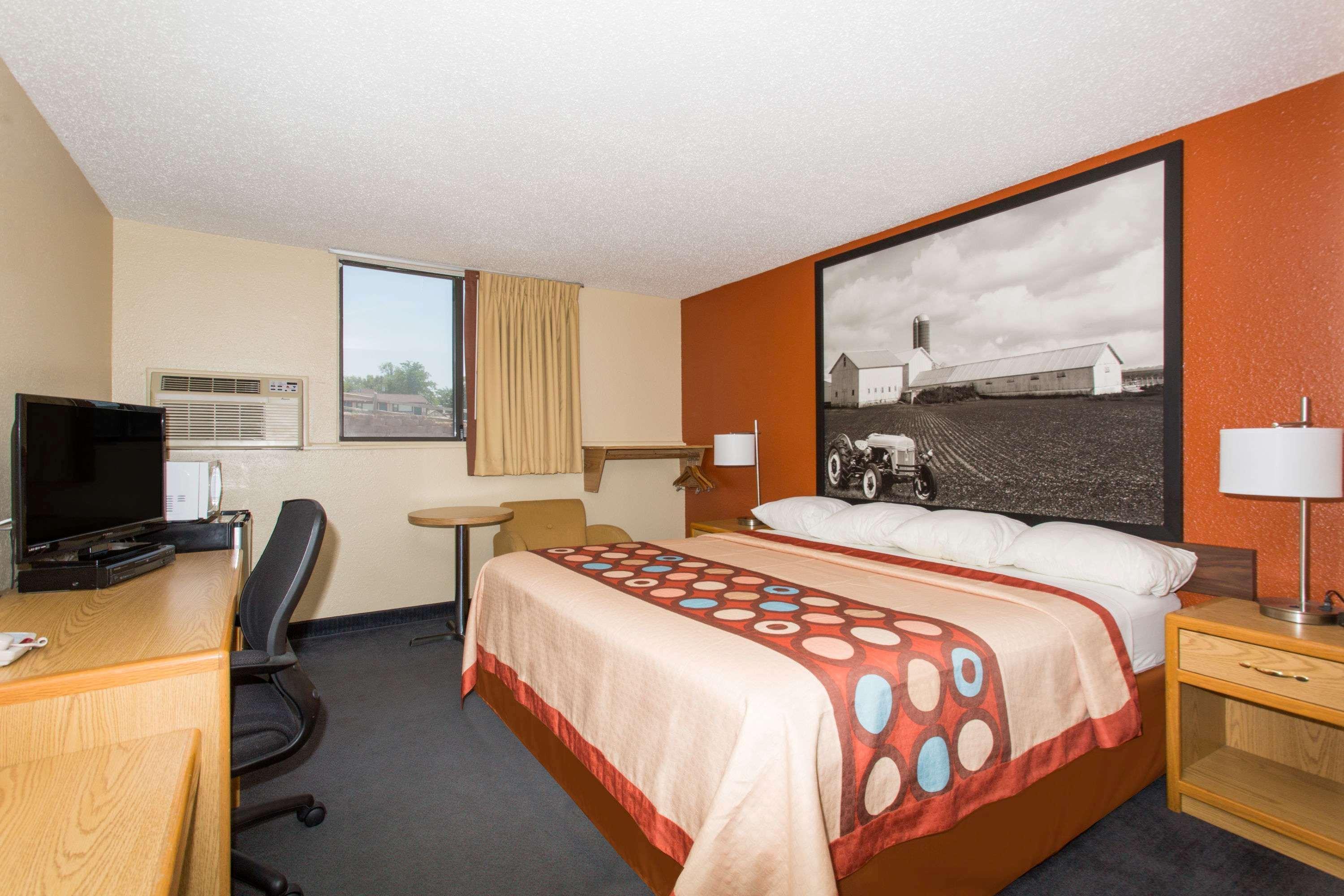 Super 8 By Wyndham Chadron Ne Hotel Ngoại thất bức ảnh