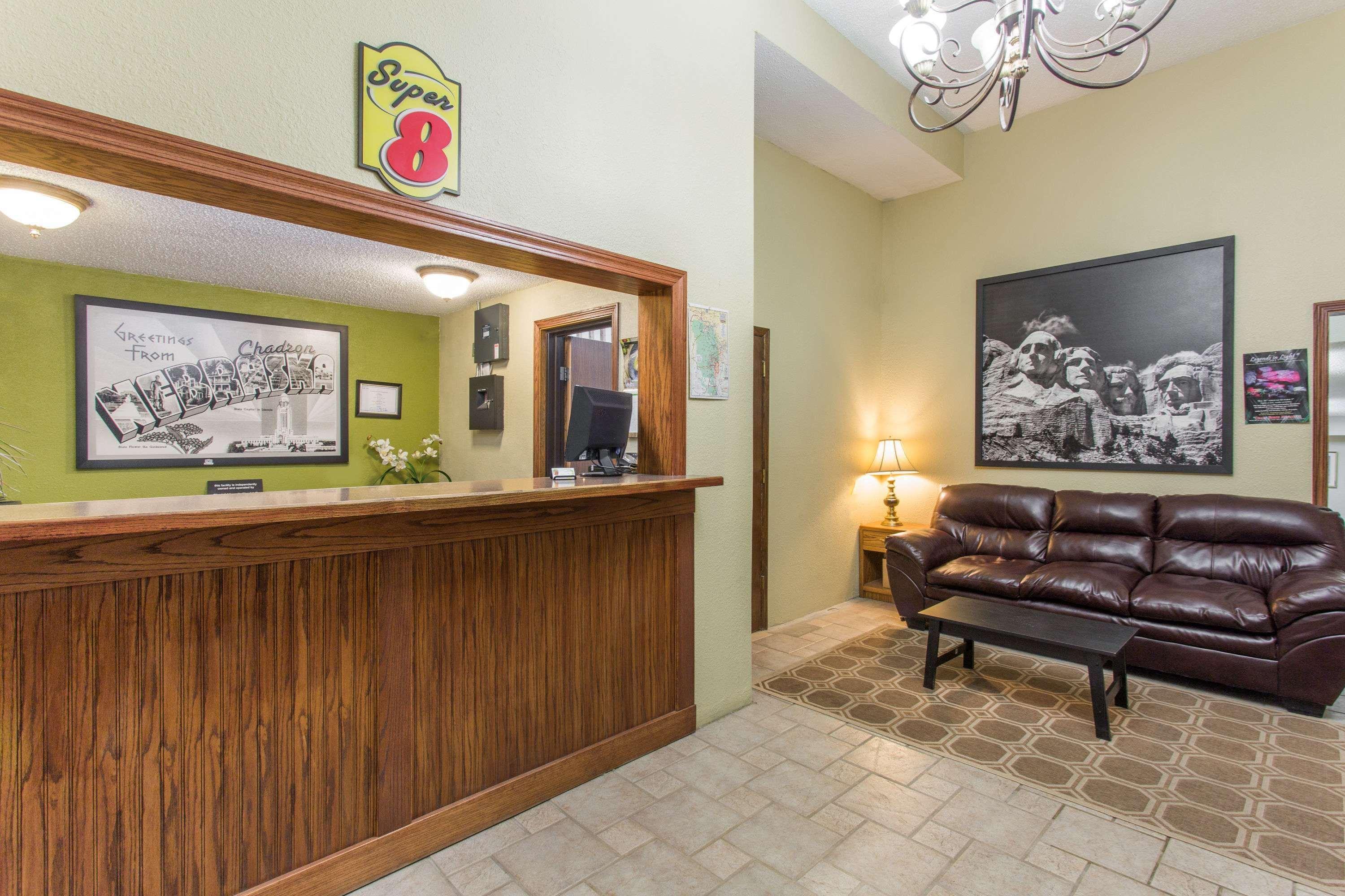 Super 8 By Wyndham Chadron Ne Hotel Ngoại thất bức ảnh