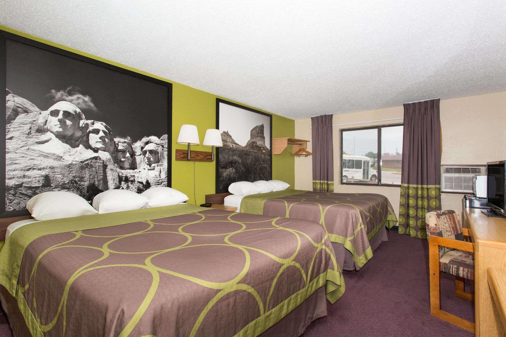 Super 8 By Wyndham Chadron Ne Hotel Ngoại thất bức ảnh
